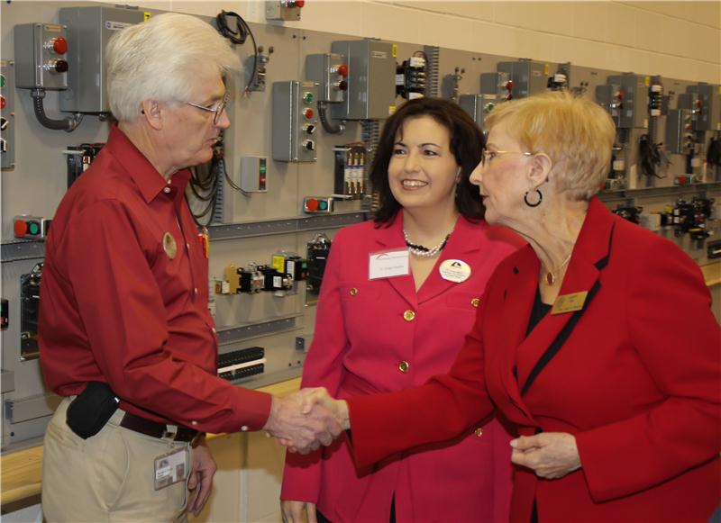 National publication ‘STEM Jobs’ magazine has featured Georgia Northwestern Technical College as one of the top schools in preparing for careers in Science, Technology, Engineering, and Math. First Lady of Georgia Sandra Deal, right, has previously toured the GNTC Whitfield Murray Campus’ technology labs and classrooms. GNTC Electronics Technology instructor Ronald Turner, left, and Associate Vice President of Academic Affairs Dr. Ginger Mathis, middle, gave the First Lady a tour of the facilities during this visit.