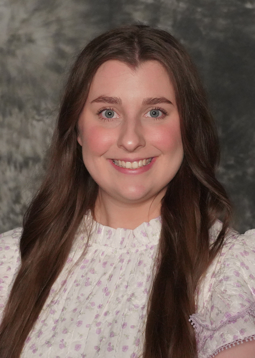 Hannah Glass Headshot