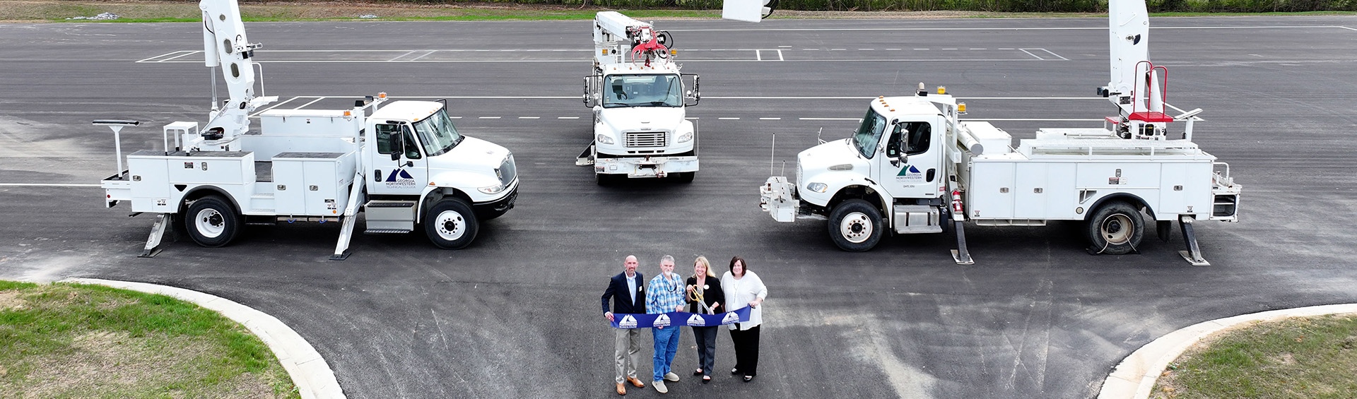Econ Dev CDL Ribbon Cutting